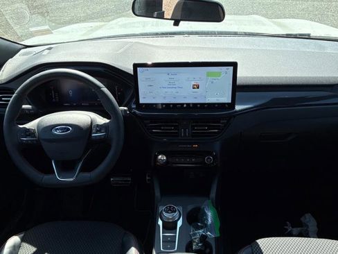 Used 2023 Ford Escape ST-Line Select w/ Tech Pack #1 AWD/4WD image 4