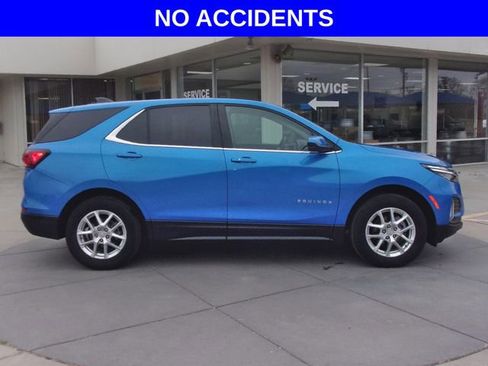 Used 2024 Chevrolet Equinox LT w/ LPO, Floor Liner Package image 2