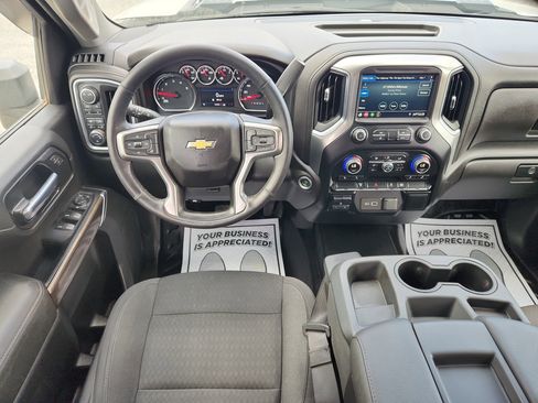 Used 2022 Chevrolet Silverado 3500 LT w/ Convenience Package AWD/4WD image 35