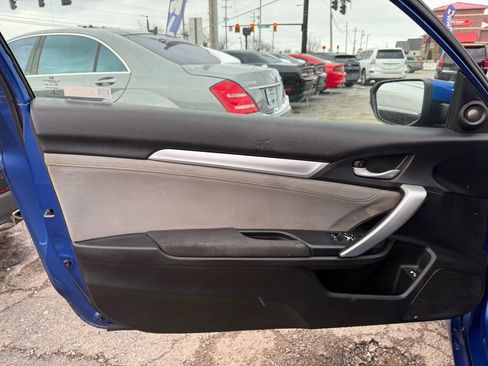 Used 2018 Honda Civic EX-T image 10