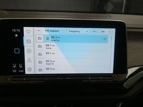 Certified 2025 Volkswagen Atlas SEL image 30