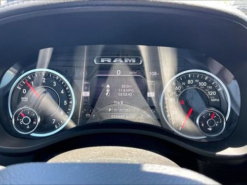 Used 2023 RAM 1500 Laramie AWD/4WD image 22