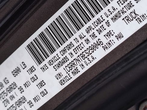 Used 2014 RAM 1500 Laramie w/ Convenience Group image 14