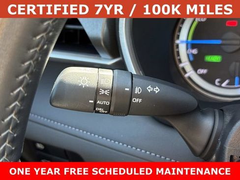 Used 2023 Toyota Highlander XLE AWD/4WD image 27