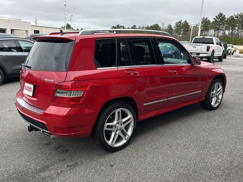 Used 2011 Mercedes-Benz GLK 350 4MATIC image 5