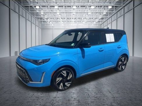 Used 2023 Kia Soul GT-Line FWD image 4