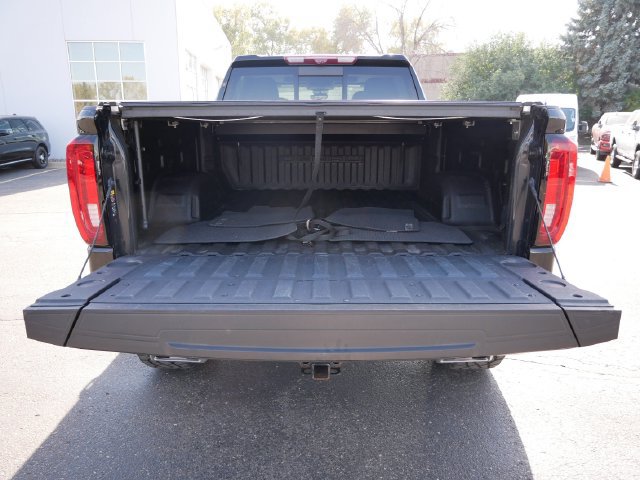 Used 2023 GMC Sierra 1500 Denali w/ Technology Package AWD/4WD image 12