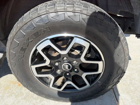 Used 2022 Ford Bronco Outer Banks AWD/4WD image 16