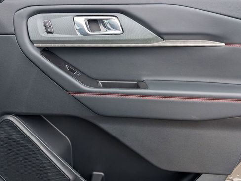 New 2026 Ford Explorer ST-Line w/ ST-Line Street Pack image 49