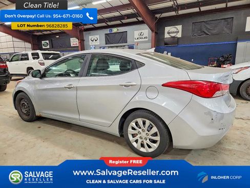Used 2011 Hyundai Elantra GLS FWD image 3