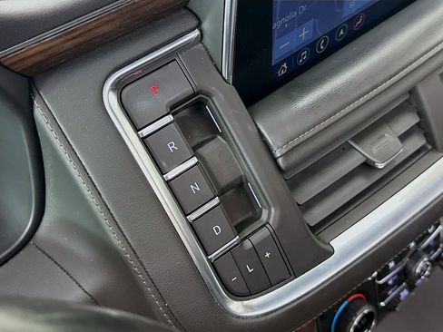 Used 2021 Chevrolet Tahoe High Country AWD/4WD image 18