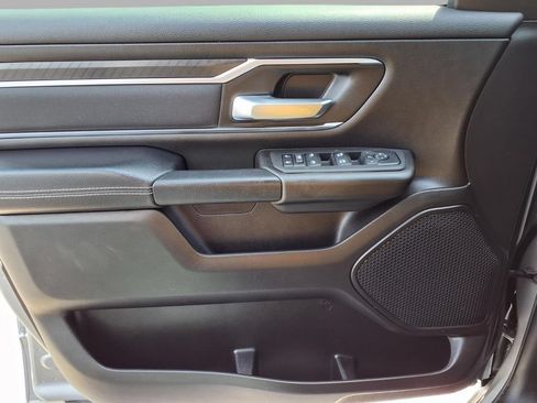 Used 2025 RAM 1500 Big Horn AWD/4WD image 17