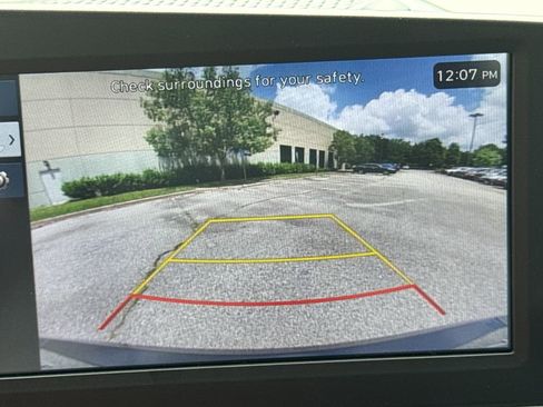 New 2025 Hyundai Elantra Sport image 27