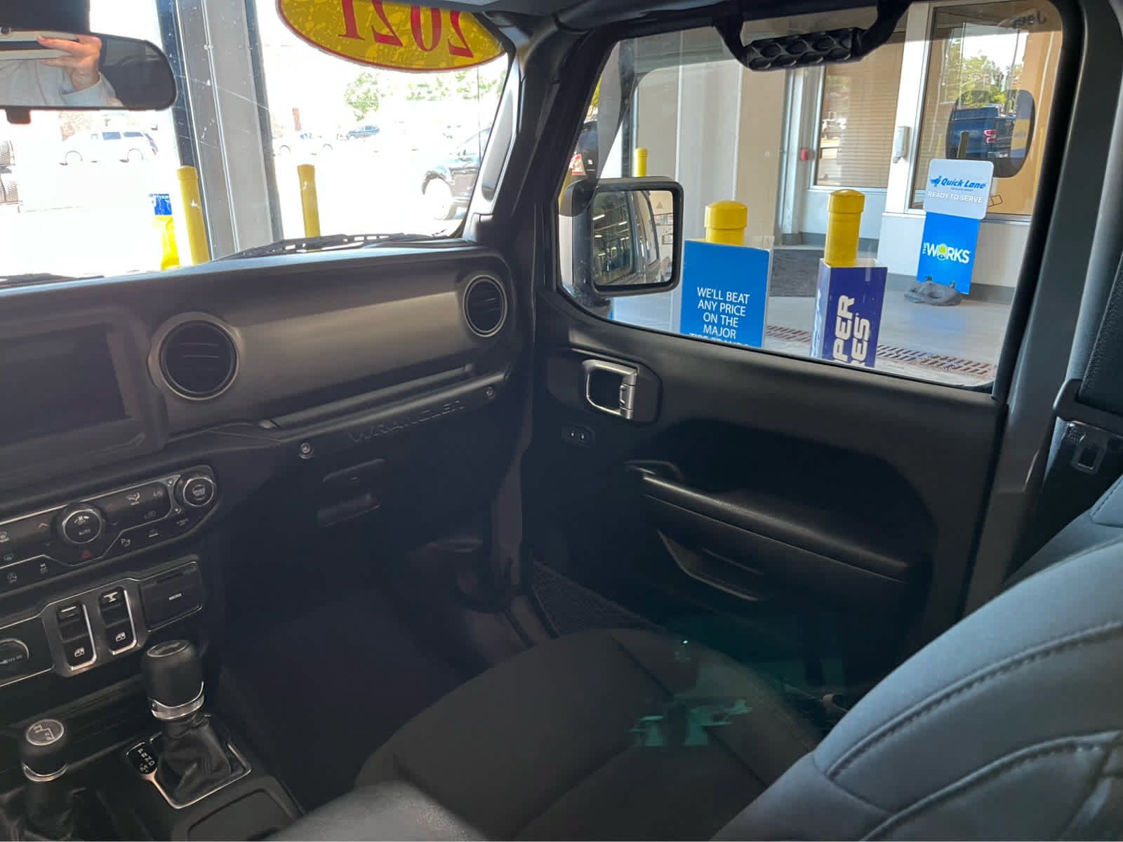 Used 2021 Jeep Wrangler Sport AWD/4WD image 12
