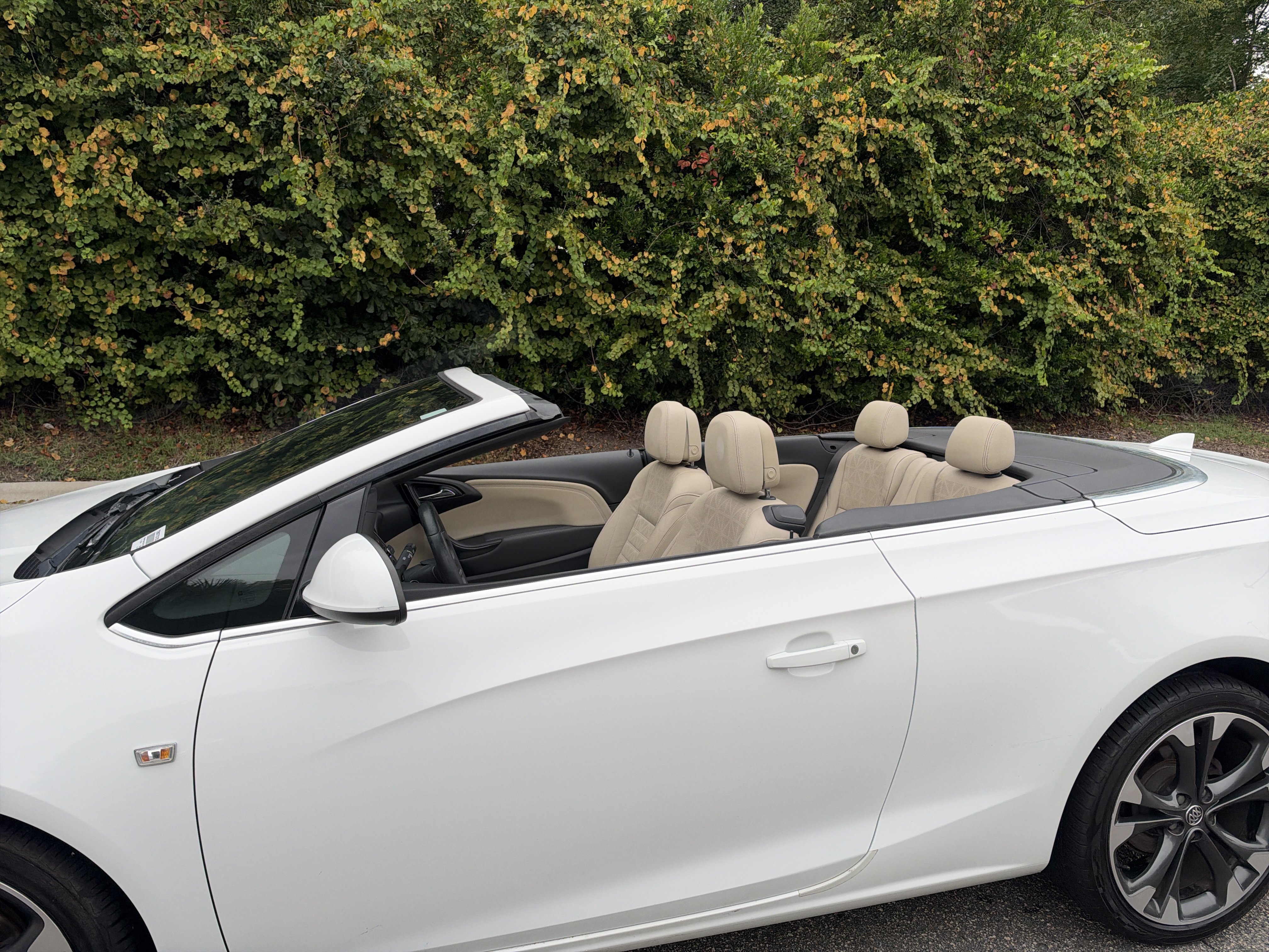 Used 2016 Buick Cascada Premium FWD image 29