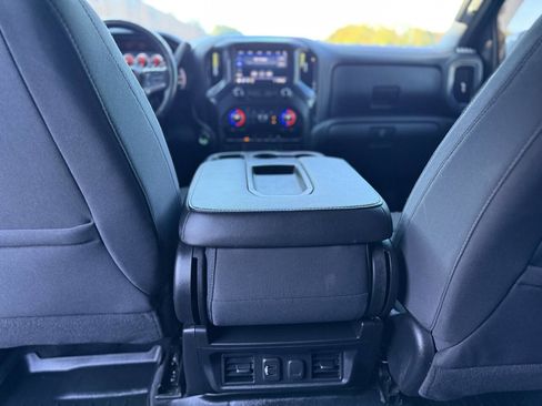 Used 2020 Chevrolet Silverado 1500 LT w/ All-Star Edition image 17