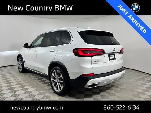 Used 2021 BMW X5 xDrive40i w/ Executive Package image 5