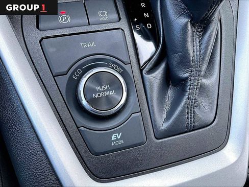 Used 2024 Toyota RAV4 XLE w/ Convenience Package image 35
