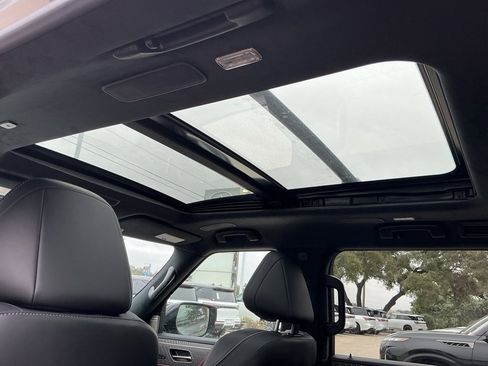 Certified 2026 INFINITI QX80 Autograph image 33