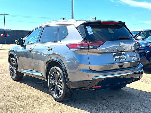 New 2026 Nissan Rogue Platinum w/ Platinum Premium Package image 6