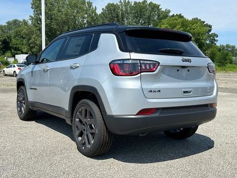 New 2025 Jeep Compass Limited w/ Sun and Sound Group image 5