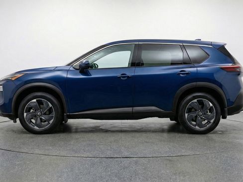 Used 2025 Nissan Rogue SV AWD/4WD image 5