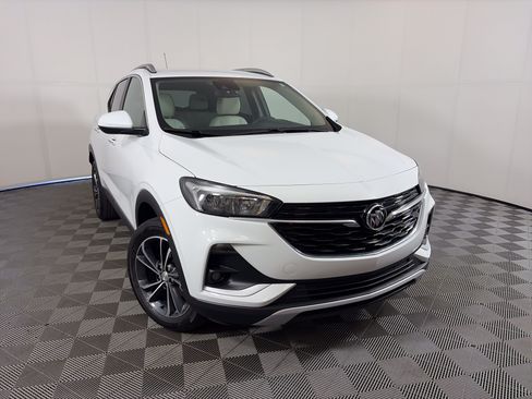 Used 2023 Buick Encore GX Select w/ Safety Package II AWD/4WD image 1
