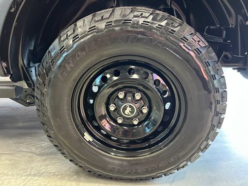 Used 2022 Ford Bronco Black Diamond AWD/4WD image 27