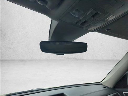Used 2020 Volkswagen Atlas SE w/ Panoramic Sunroof Package FWD image 14