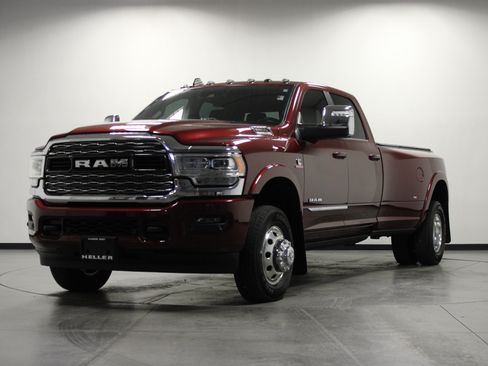 Used 2024 RAM 3500 Limited AWD/4WD image 8