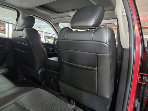 Used 2015 RAM 1500 Laramie w/ Convenience Group AWD/4WD image 17
