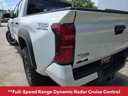 Used 2024 Toyota Tacoma TRD Off-Road AWD/4WD image 8