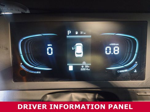 Used 2024 Kia Sportage LX image 9