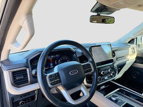 Used 2024 Ford Expedition Max Limited image 28