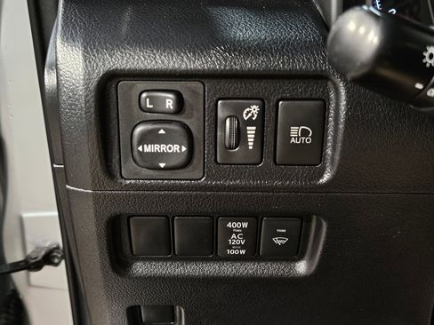 Certified 2022 Toyota 4Runner SR5 Premium image 25