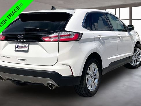 Used 2021 Ford Edge Titanium w/ Equipment Group 301A FWD image 6