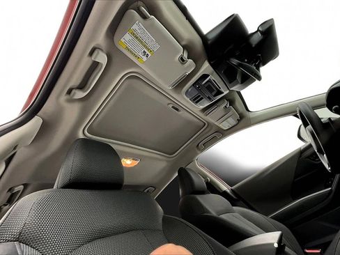 Used 2024 Subaru Crosstrek 2.0i Premium image 22