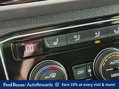 Used 2023 Volkswagen Atlas Cross Sport SE w/ Panoramic Sunroof Package AWD/4WD image 25