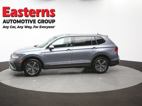 Used 2024 Volkswagen Tiguan Wolfsburg Edition FWD image 56
