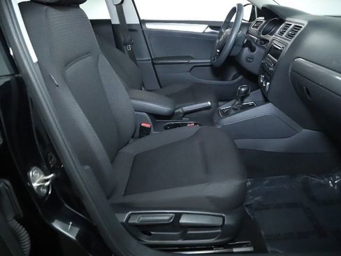 Used 2015 Volkswagen Jetta SE image 28