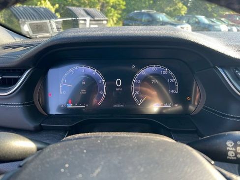 Used 2024 Jeep Grand Cherokee Limited AWD/4WD image 19