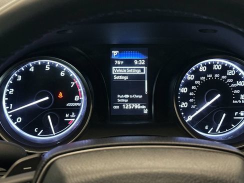 Used 2023 Toyota Camry SE w/ Protection Package (Q2) (TMS) FWD image 22