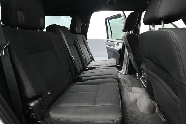 Used 2017 Ford Expedition XLT AWD/4WD image 38