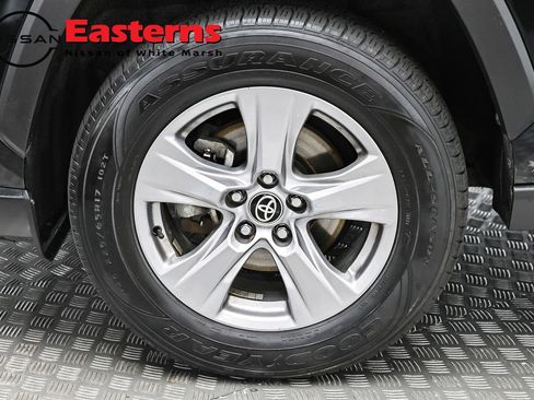 Used 2023 Toyota RAV4 XLE FWD image 29
