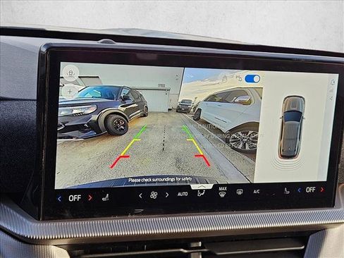 New 2026 Ford Explorer Active image 18