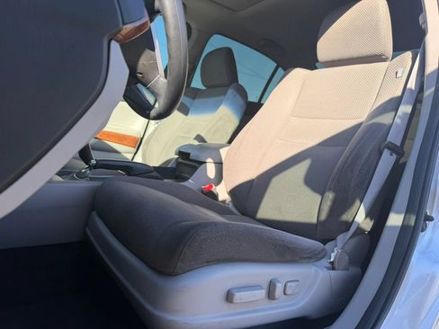 Used 2012 Honda Accord EX image 10