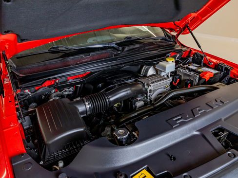 Used 2021 RAM 1500 Big Horn w/ Built-to-serve Edition image 41