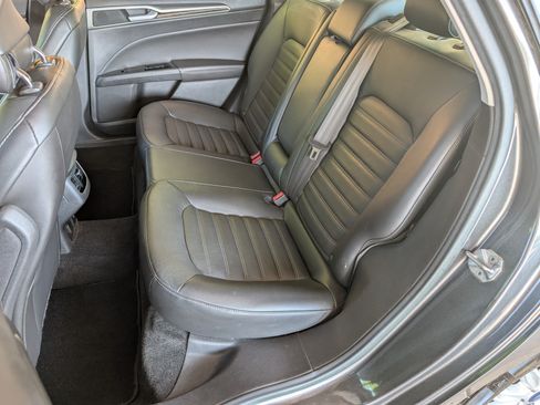 Used 2015 Ford Fusion Energi SE FWD image 14