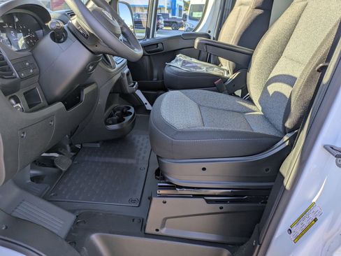 New 2026 RAM ProMaster 1500 w/ Convenience Group image 12