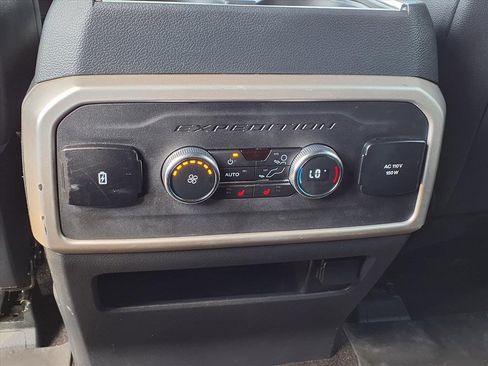 Used 2023 Ford Expedition Timberline image 16